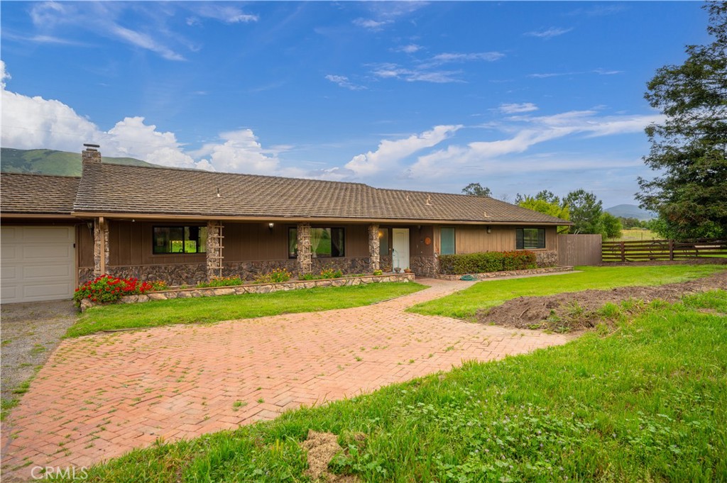 3876 Orcutt Road