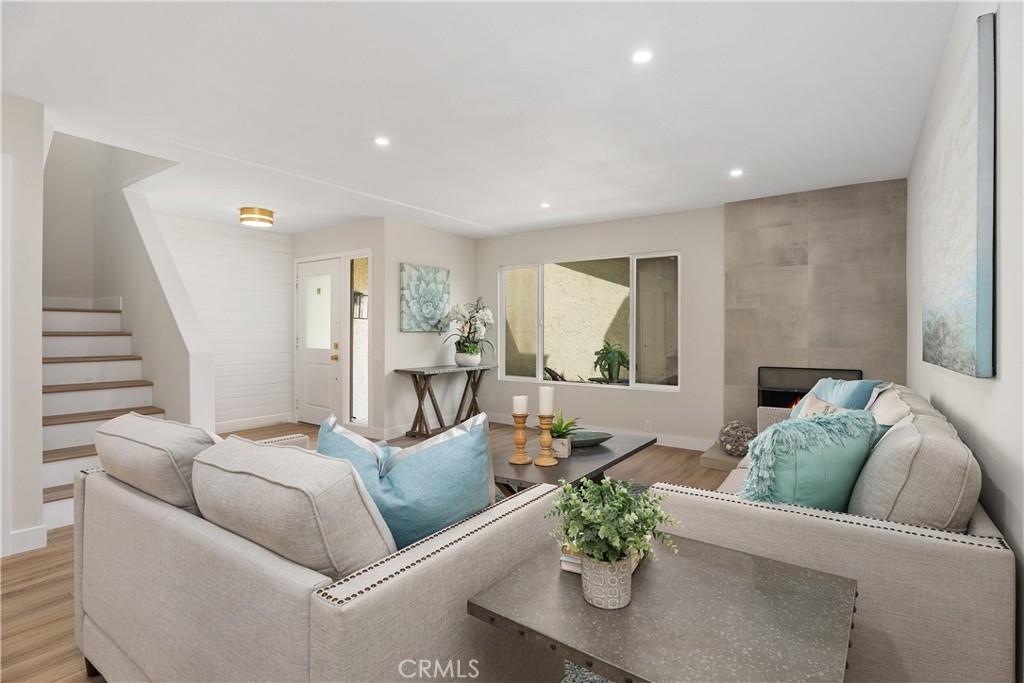 Foothill Townhomes (FHT) - Residential