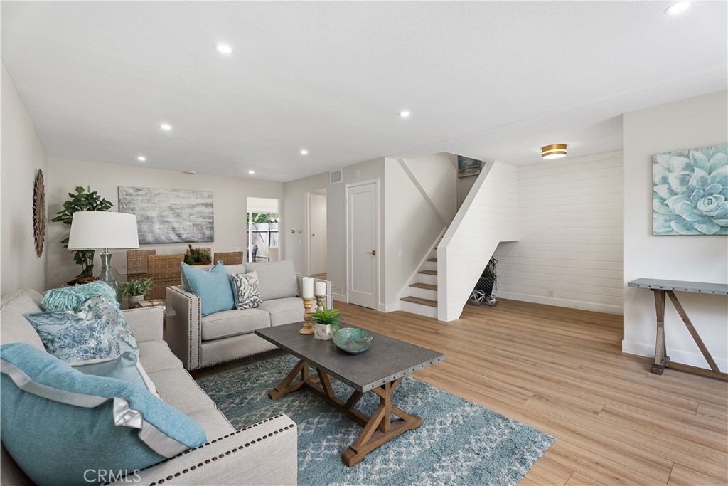 Foothill Townhomes (FHT) - Residential