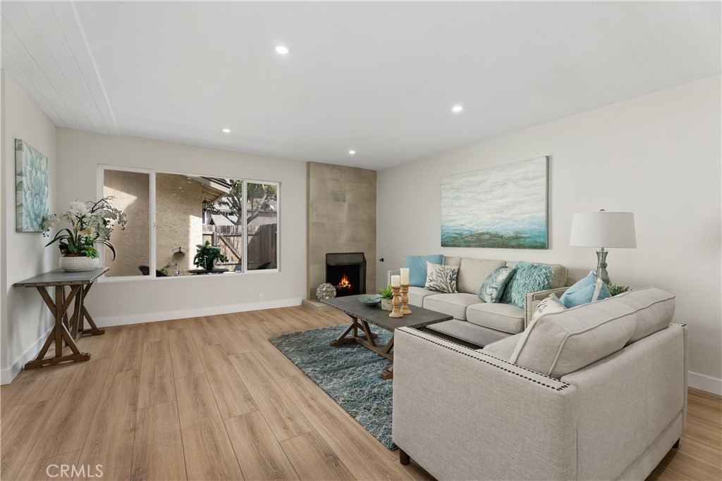 Foothill Townhomes (FHT) - Residential