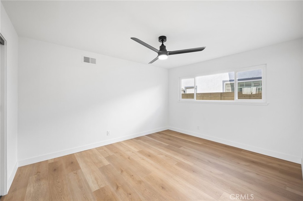 Photo 13 of 24 of 11221 Candor Street house