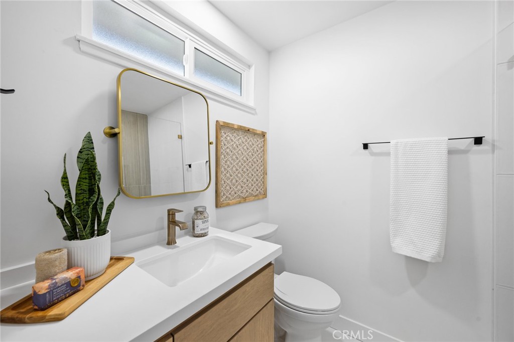 Photo 16 of 24 of 11221 Candor Street house