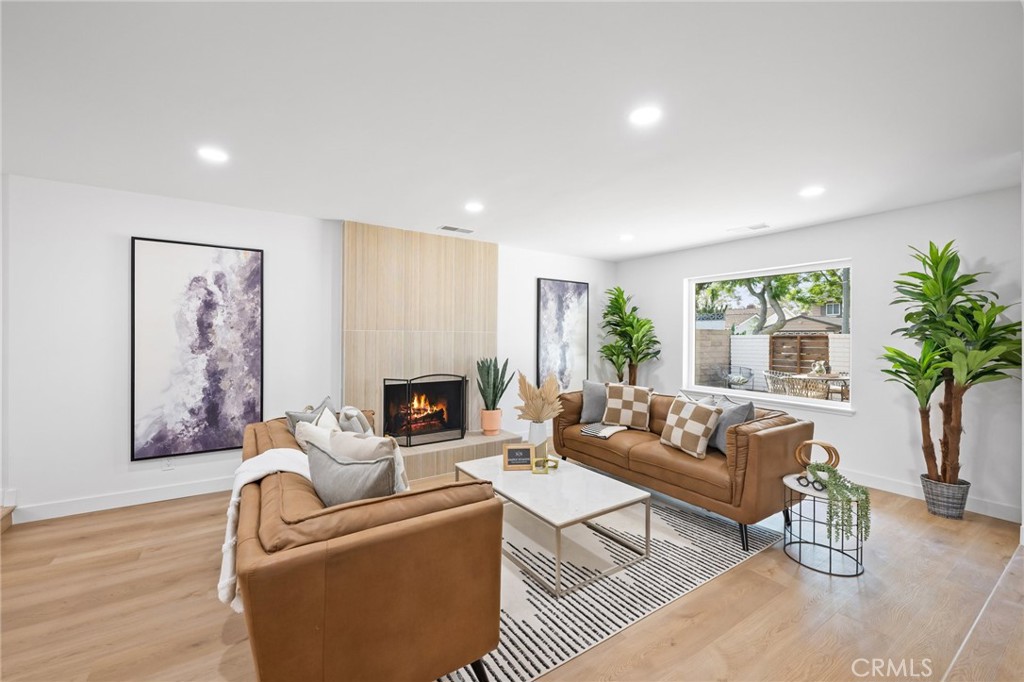 Photo 3 of 24 of 11221 Candor Street house