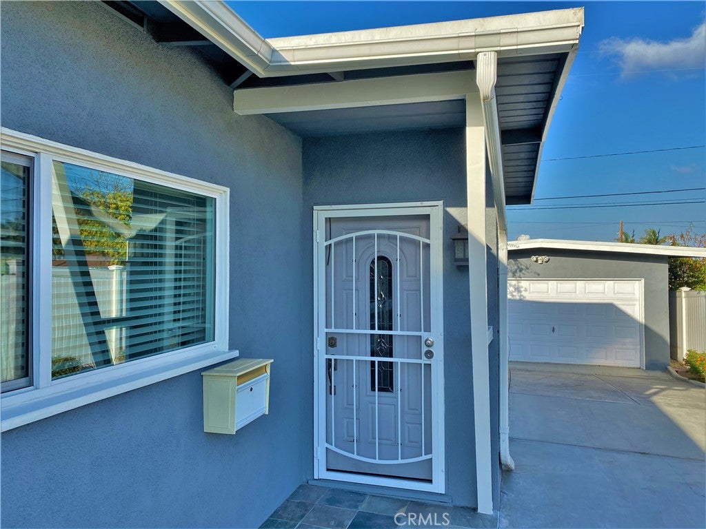 3327 Dalemead Street