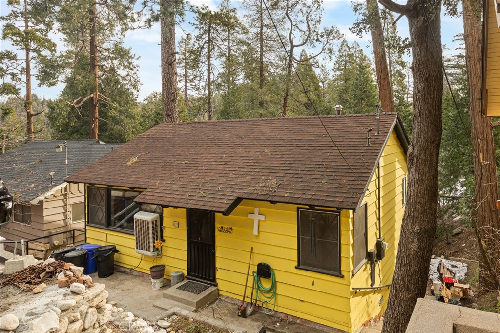 Photo 1 of 22 of 607 Seeley Way house