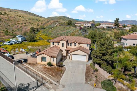 A home in Perris