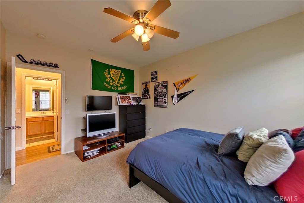 Photo 31 of 47 of 321 Feather River Place townhome