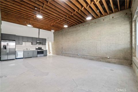Photo of 1901 S Pacific Avenue #5, San Pedro, CA 90731 (MLS # SB24195543) Photo of 1901 S Pacific Avenue #5, San Pedro, CA 90731 (MLS # SB24195543)