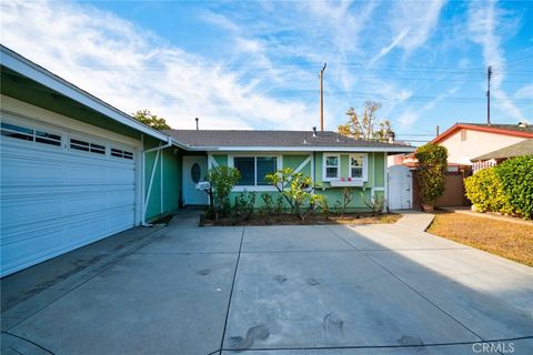 A home in La Mirada