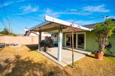 A home in La Mirada