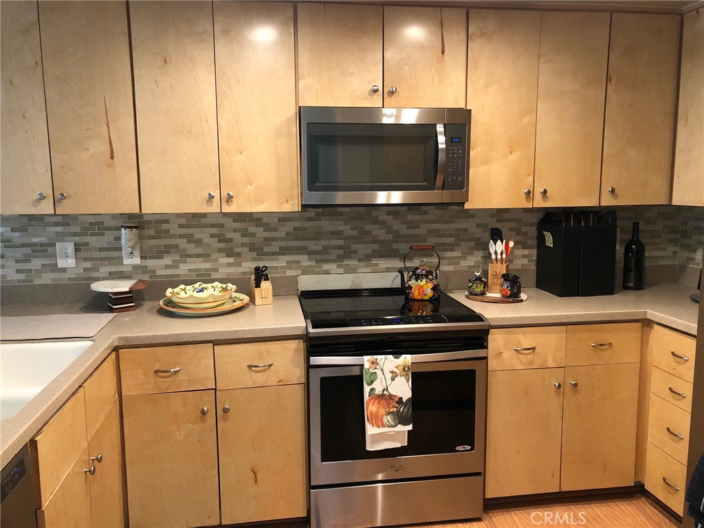 Village Creek (VLCK) - Residential Lease