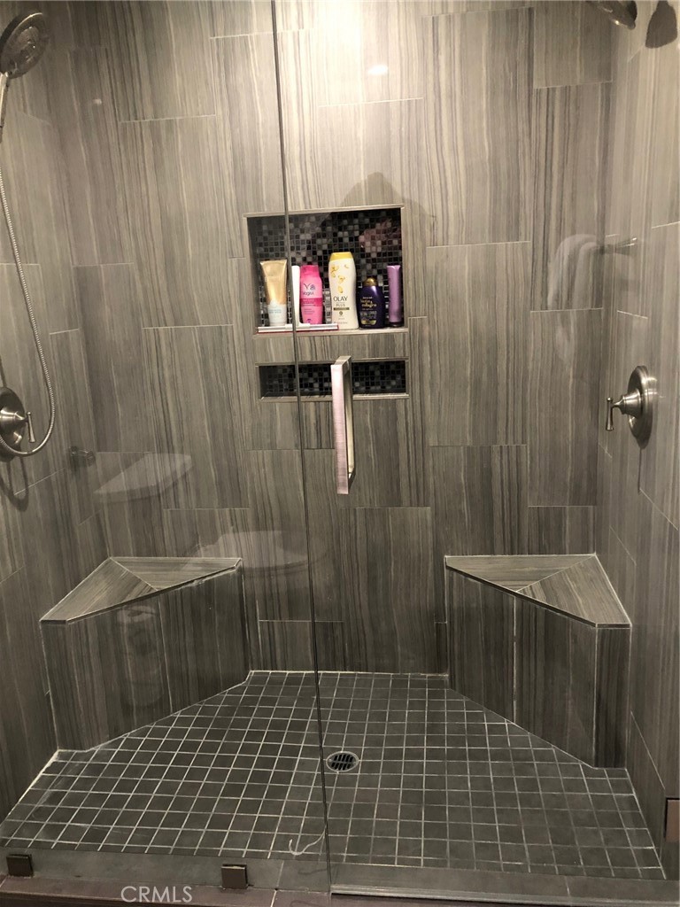 Village Creek (VLCK) - Residential Lease