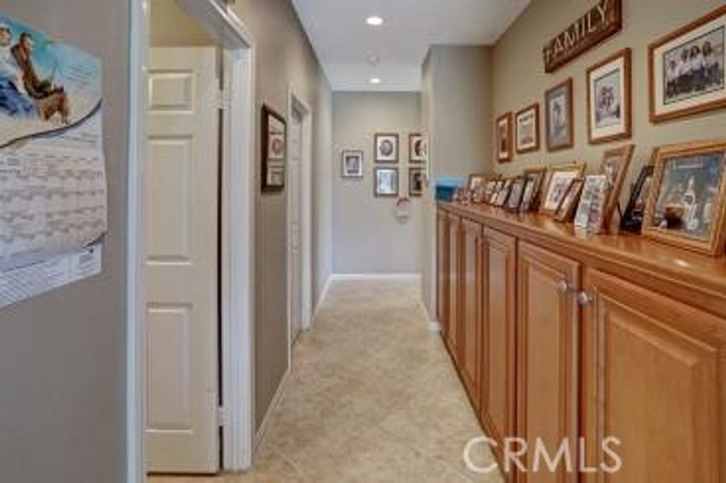 listing image 130725289466668941322
