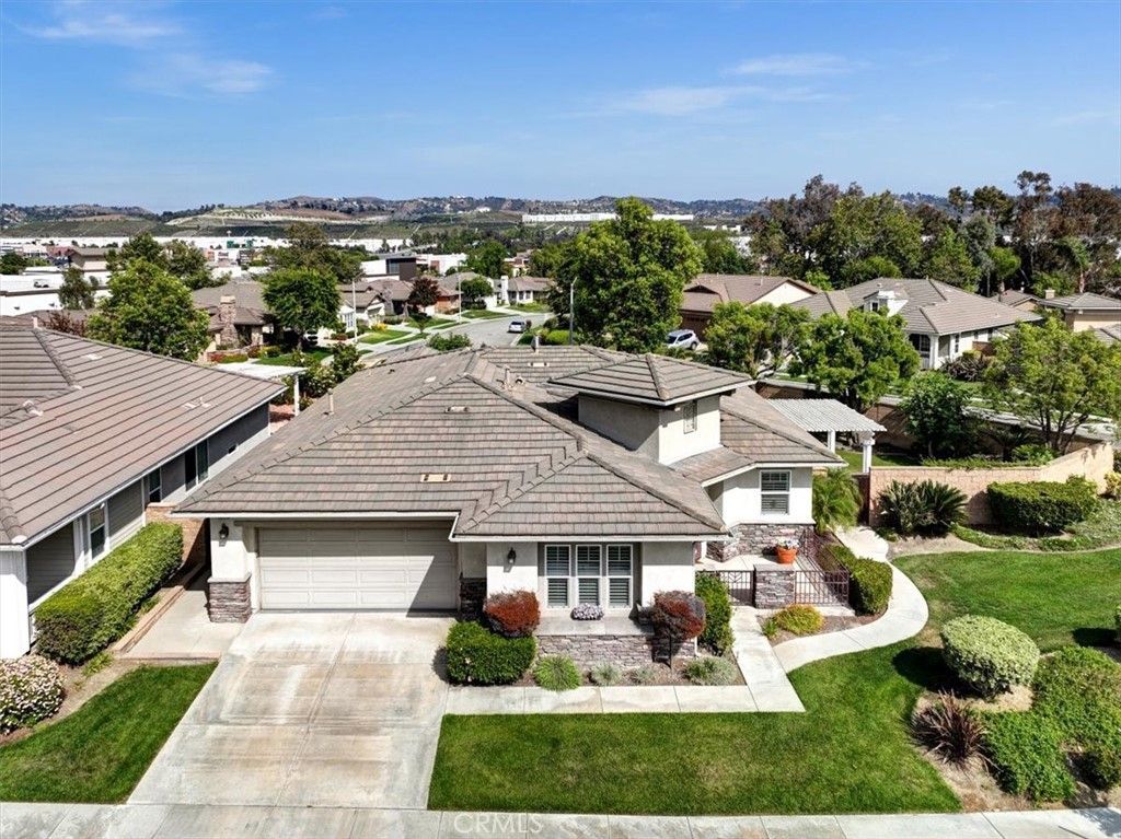 listing image 130724579276554036479