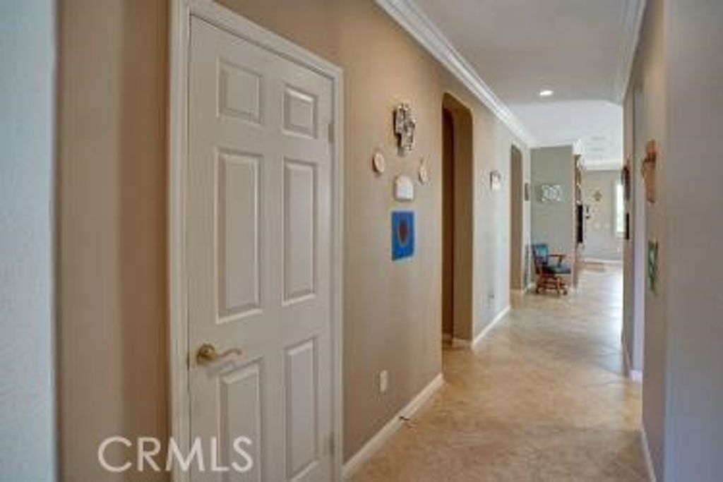 listing image 130721037802232295643