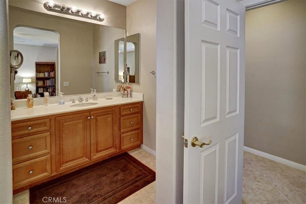 listing image 130728207152278222842