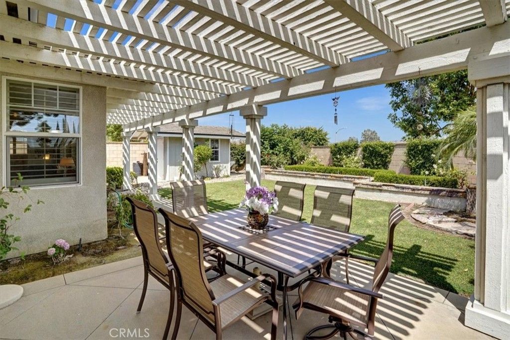 listing image 130725137274350370717
