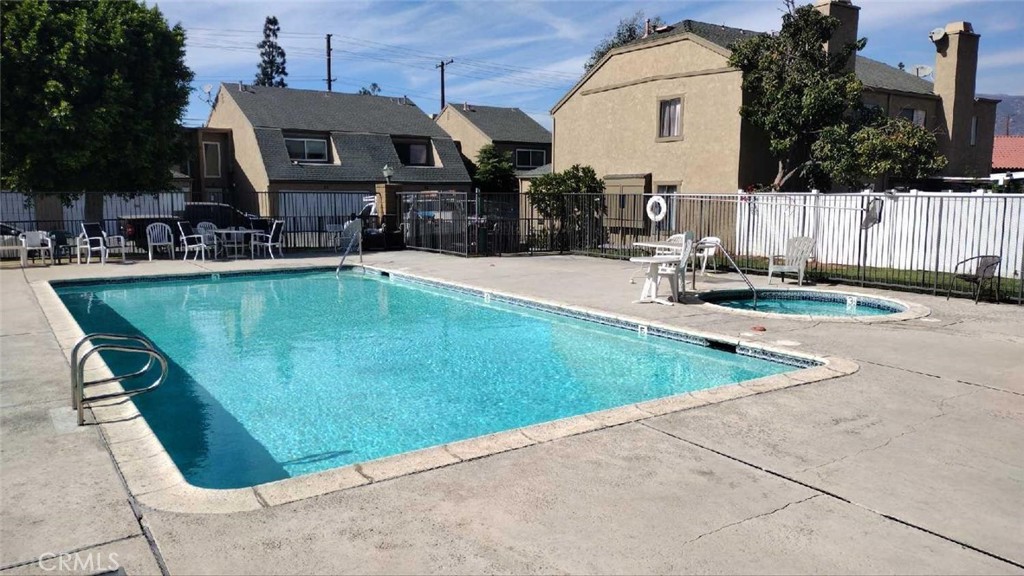 648 S Azusa Avenue 2