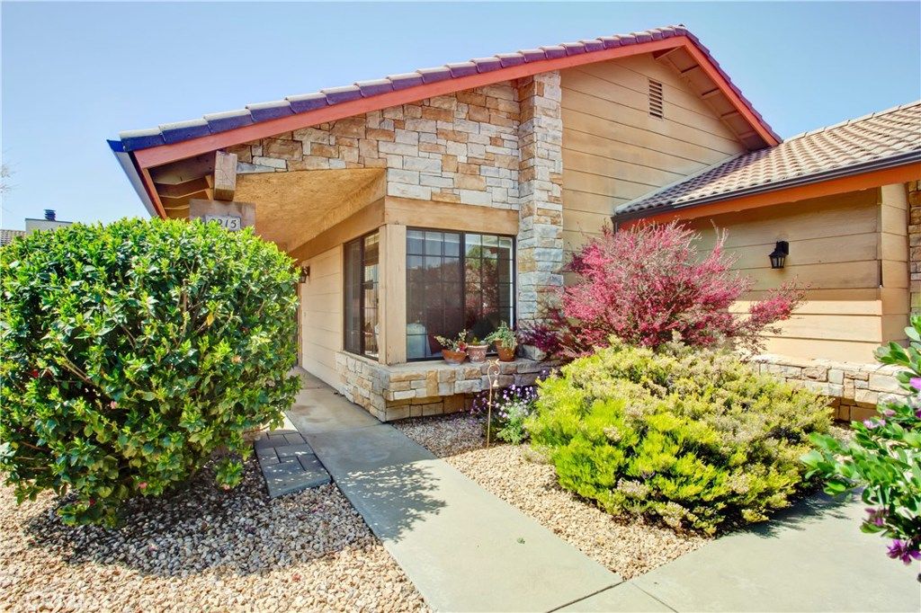 listing image 130728777280768346572
