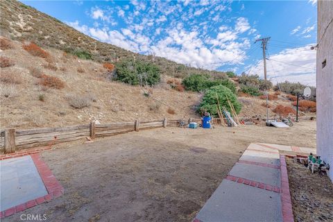 A home in Lake Hughes