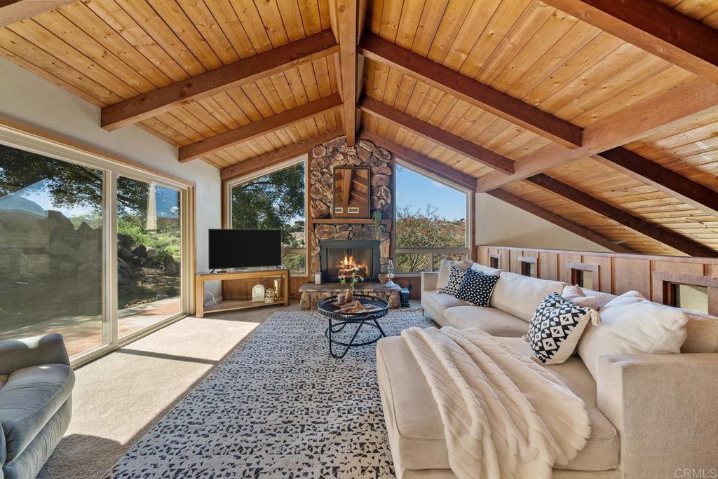 14404 Hillside Drive