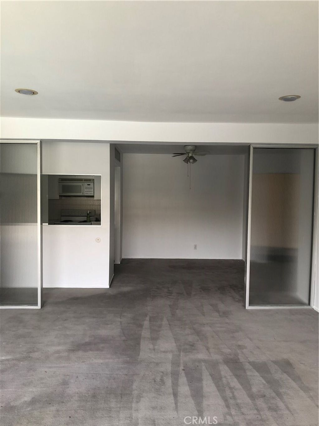 listing image 130729490742255620991
