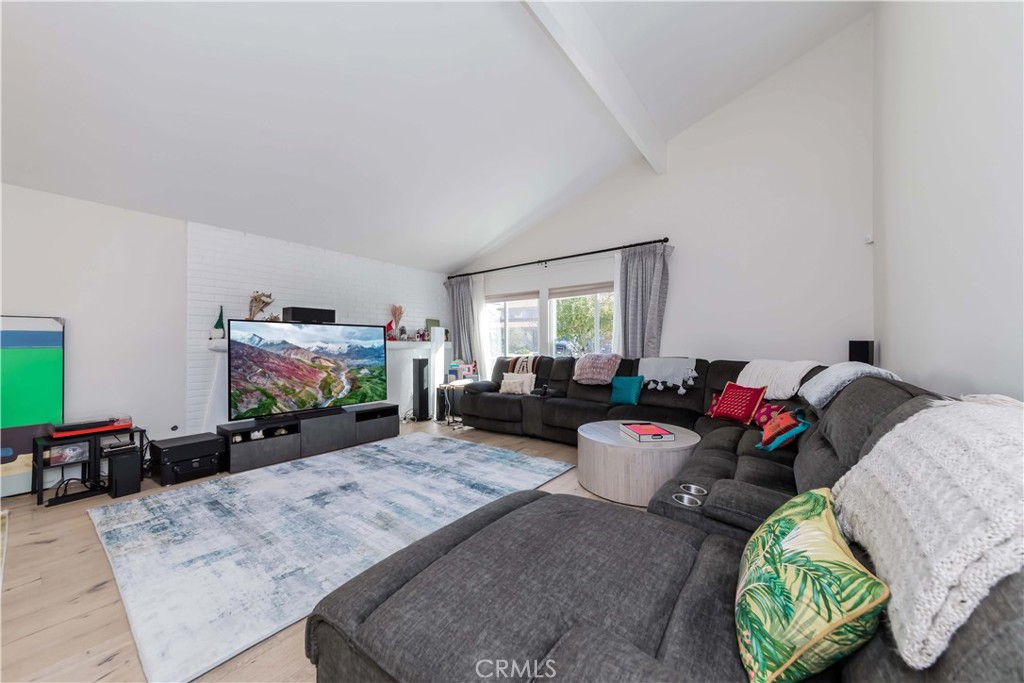 30358 Via Rivera