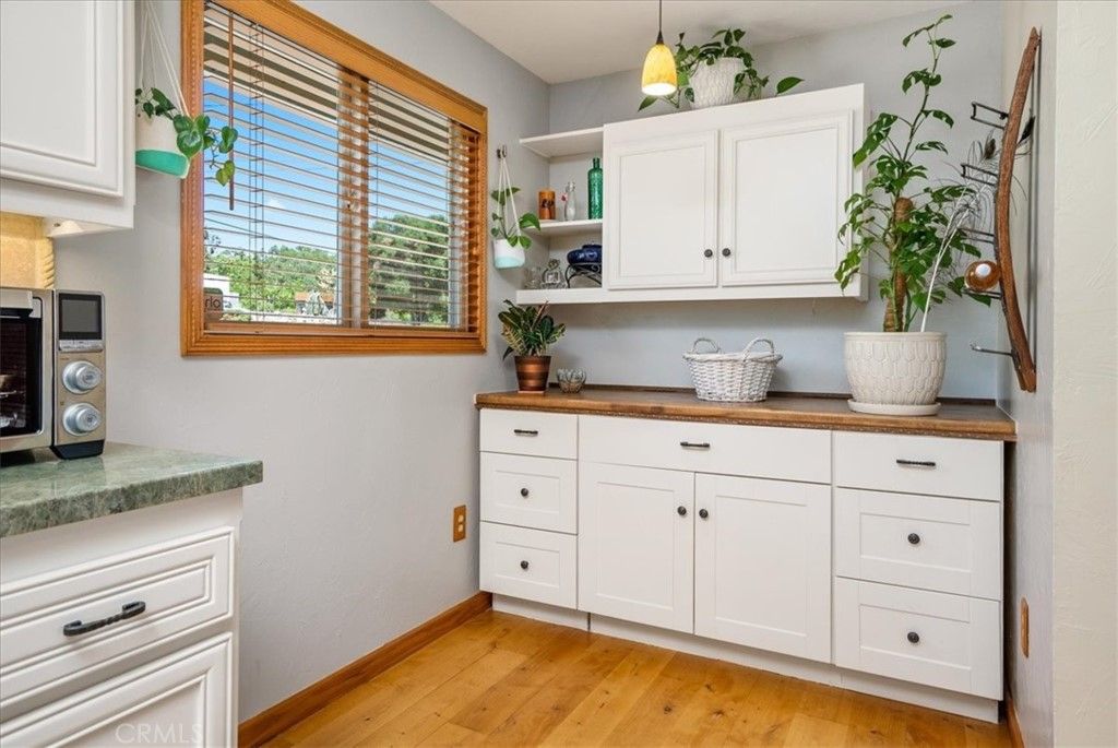 listing image 130728903710681790990