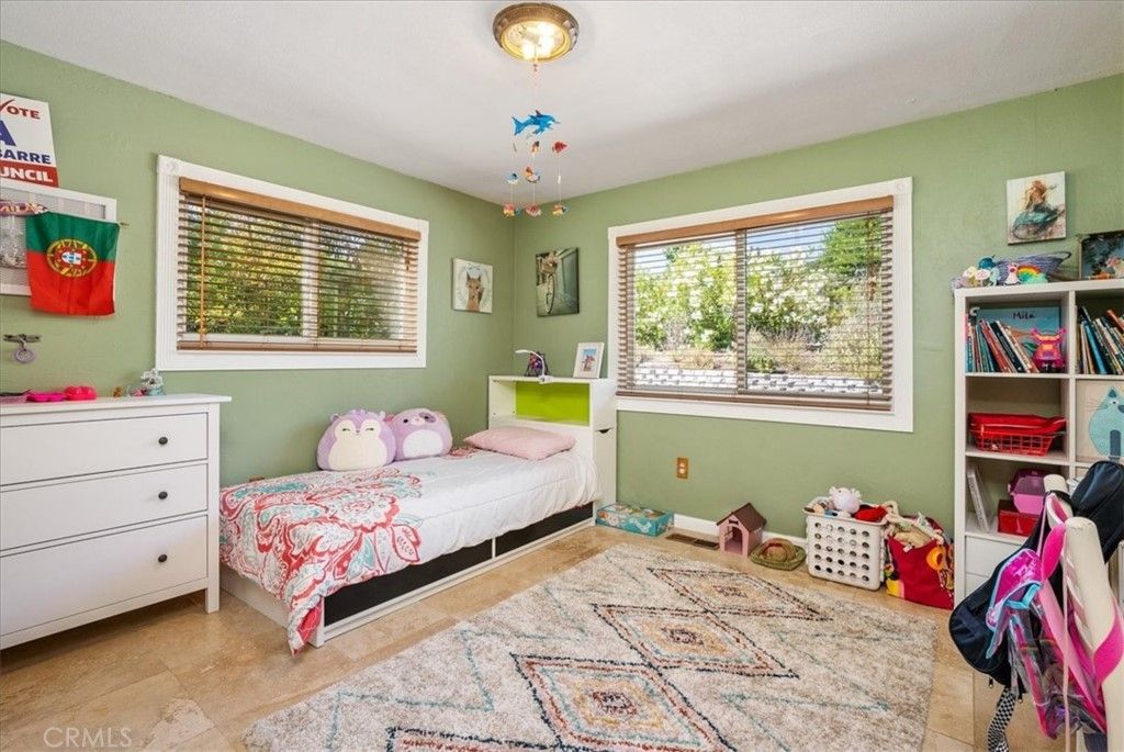 listing image 130726627196928553100