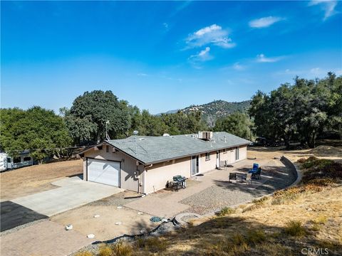 A home in Mariposa