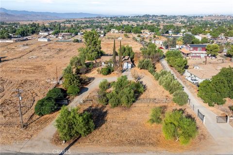 A home in Perris