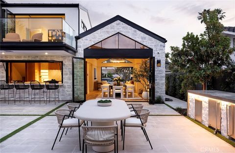 A home in Corona Del Mar