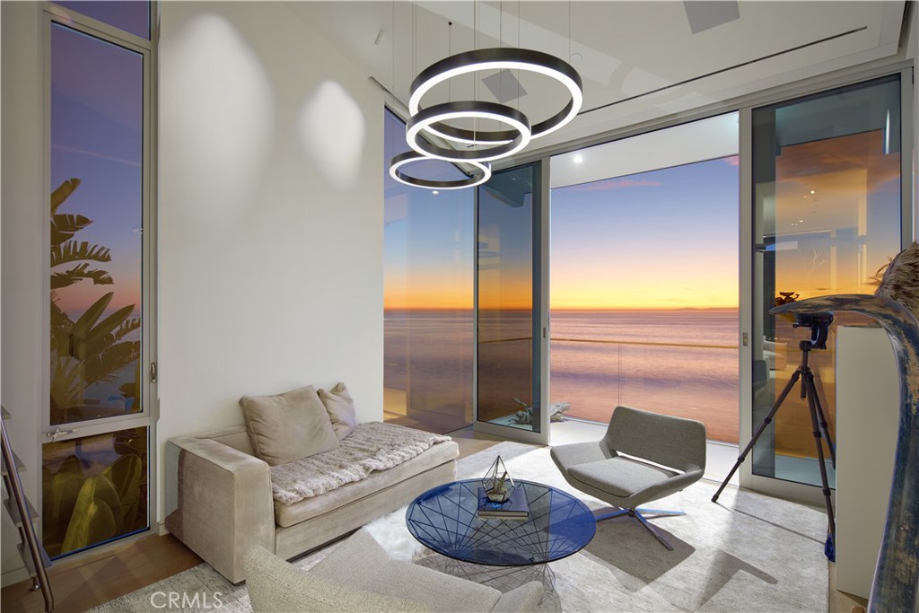 Lagunita (LA) - Residential