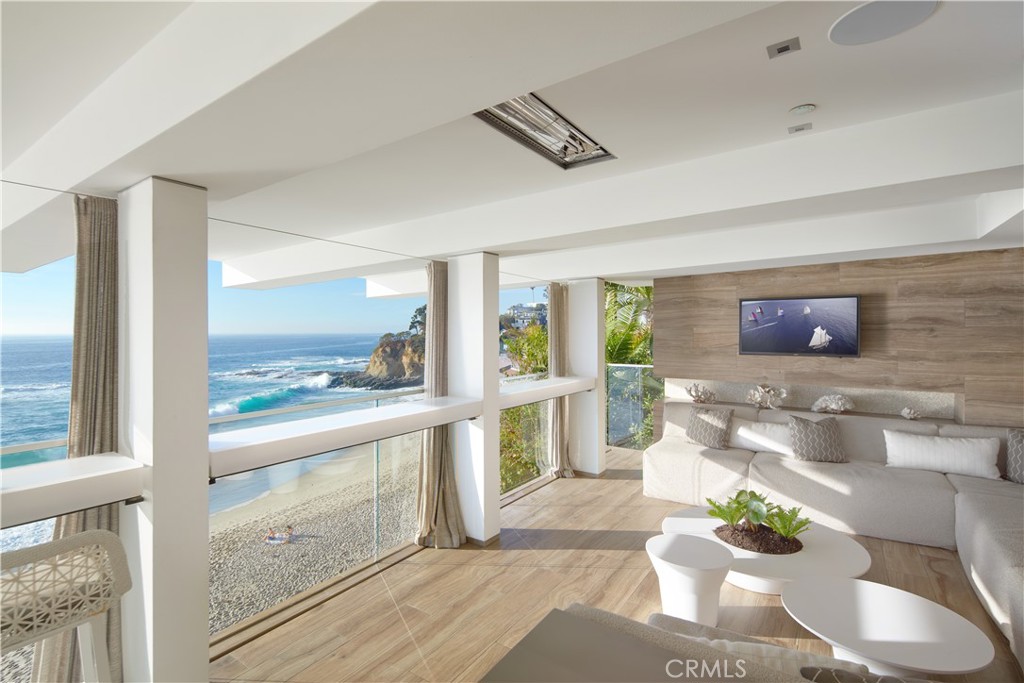 Lagunita (LA) - Residential