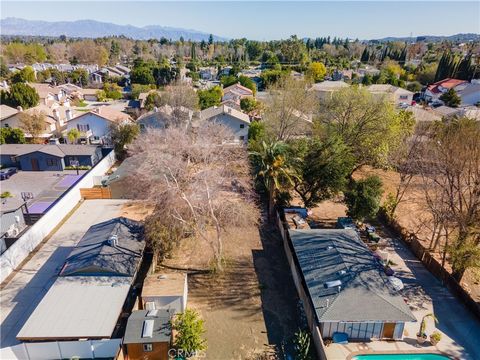 A home in Tarzana