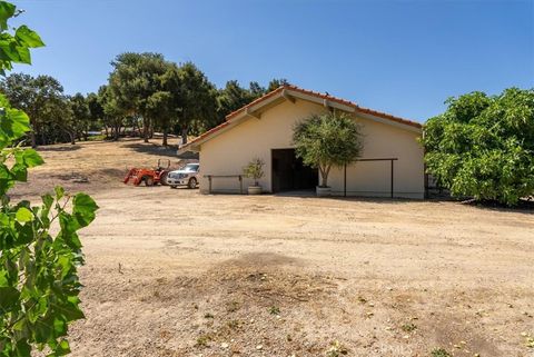 A home in Templeton