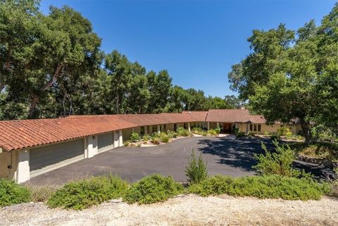 A home in Templeton