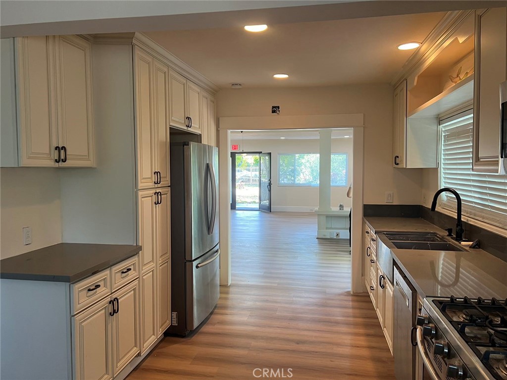 Properties 3 1550 Atchison Street