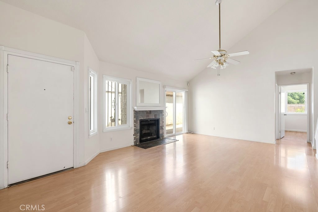 4330 Center Street