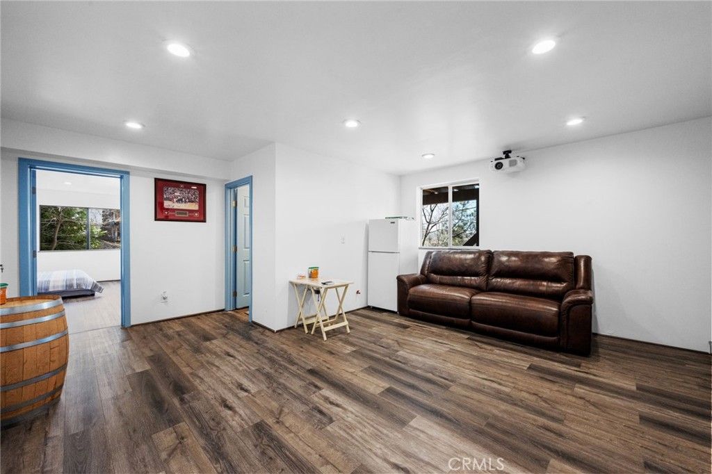 listing image 51