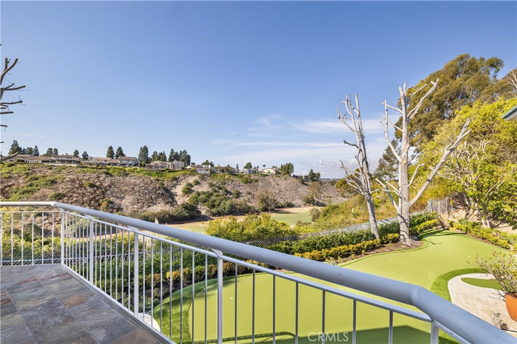 2 Inverness Lane