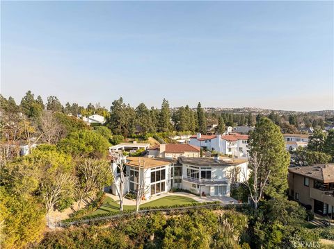 2 Inverness Lane Newport Beach CA 92660