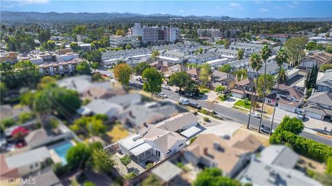 A home in Reseda