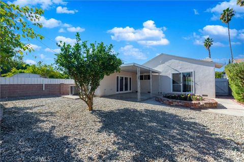 A home in Reseda