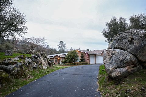 A home in Coarsegold