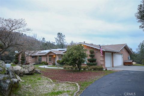 A home in Coarsegold