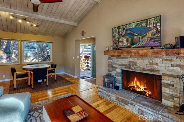 Twin Peaks - Residential