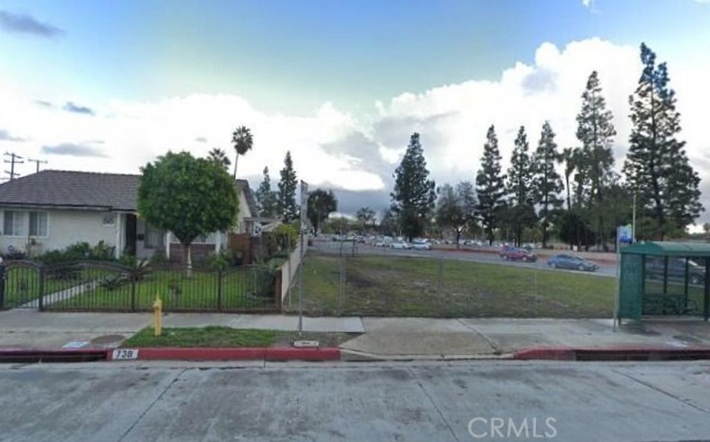 listing image 130729941527935297512