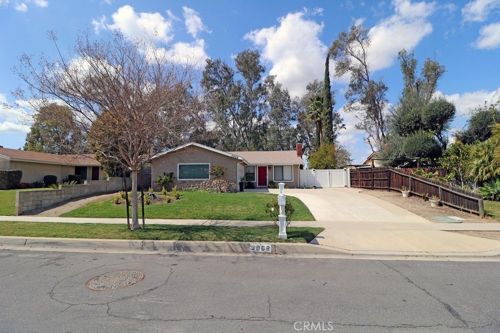 listing image 130723991028140661506