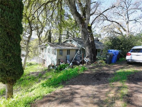 A home in Clearlake Oaks